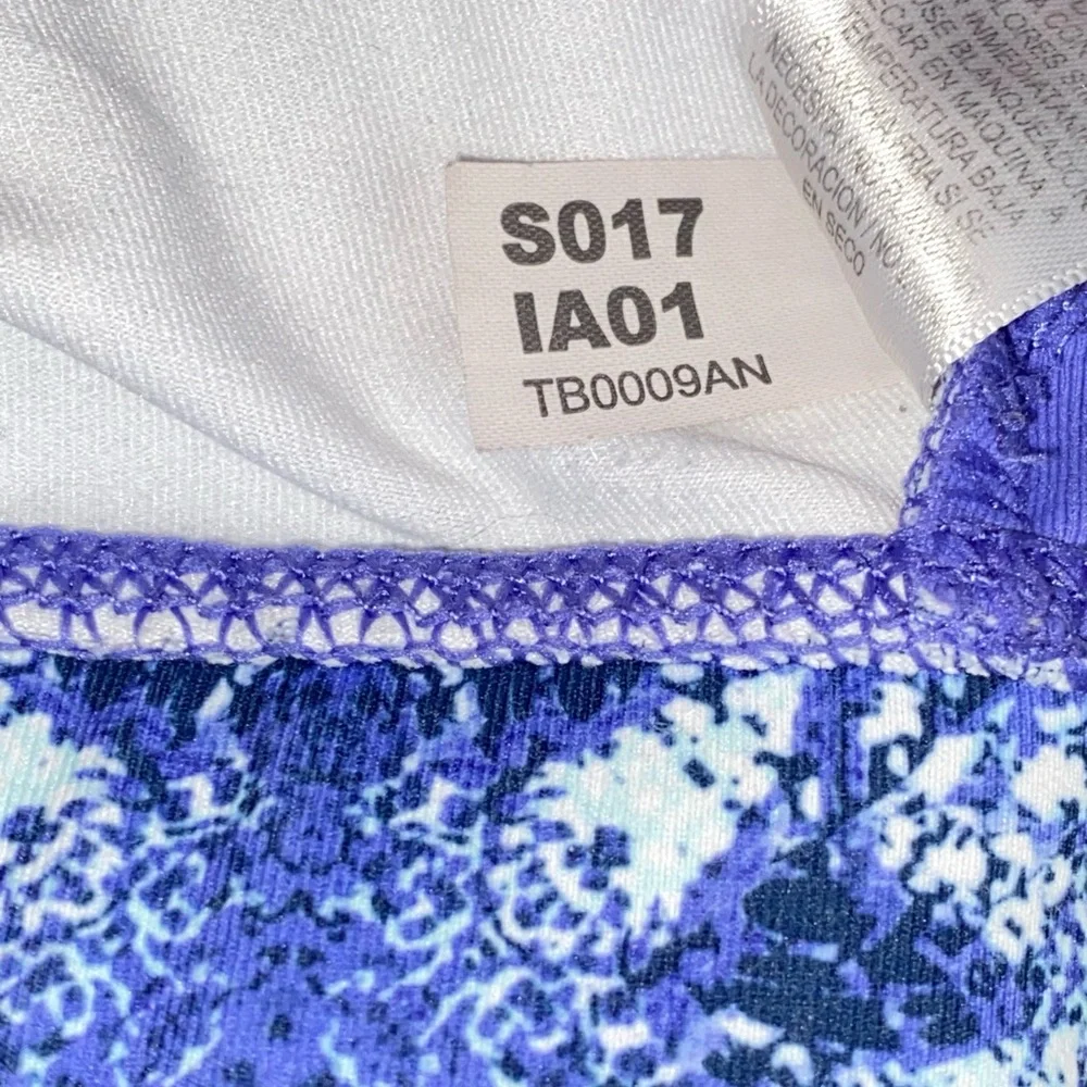 Gaiam Sports Bra Sz L Purple Tribal Medium Support - Picture 9 of 10